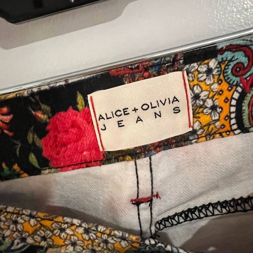 Alice + Olivia Patchwork Print Jeans - Picture 4 of 7